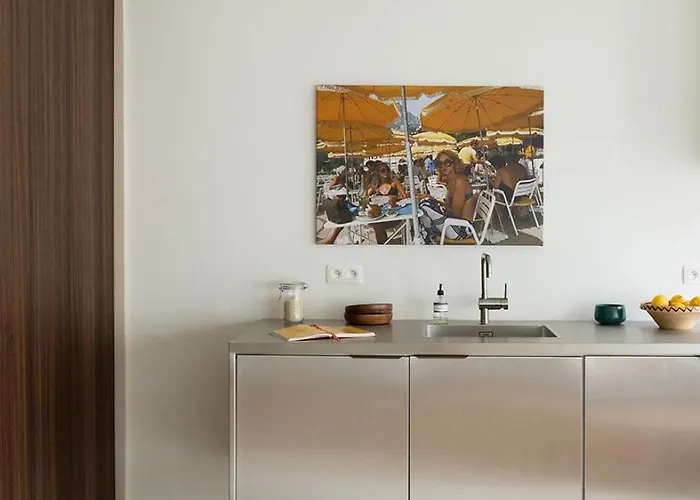 Zonnig & Funky Vlakbij Het Apartment